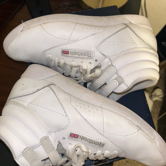 White Reebok - Picture 3 of 3